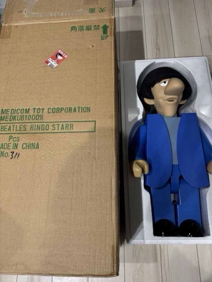 Starr Medicom Toy Kubrick The Beatles 1000% Can't Buy Me Love Ringo: Starr Medicom Toy Kubrick The Beatles 1000% Can't Buy Me Love Ringo A highly detailed and accurate replica of Ringo Starr's iconic Can't Buy Me Love ring from the 1960s, this Medicom Toy Kubrick figur