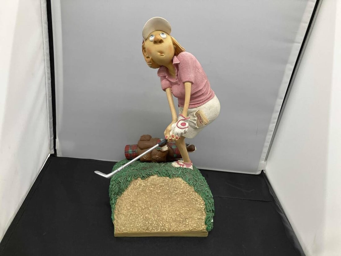 Guillermo Fortino THE COMIC ART Golf Figure No 01296 Collectible Ornament Box: Guillermo Fortino THE COMIC ART Golf Figure No 01296 Collectible Ornament Box Add a touch of whimsy to your holiday decor with Guillermo Fortino's THE COMIC ART Golf Figure, a charming collectible orn