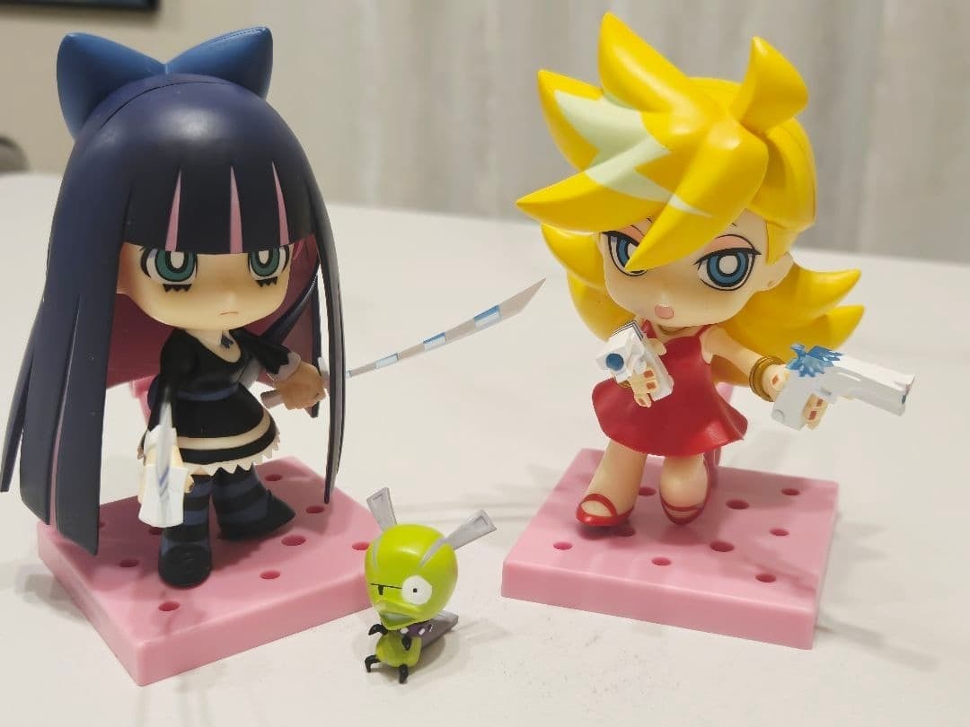 Nendoroid Panty & Stocking with Garterbelt Set of 2 Collectible Figures: Nendoroid Panty & Stocking with Garterbelt Set of 2 Collectible Figures Get ready to add some holiday cheer to your collection with these adorable Nendoroid figures of the dynamic duo Panty & Stocking