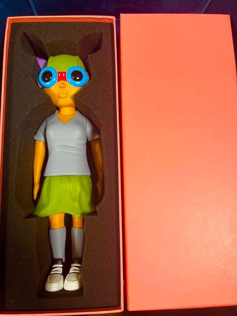 HEBRU BRANTLEY Hebble figure, signed (1 of 5)