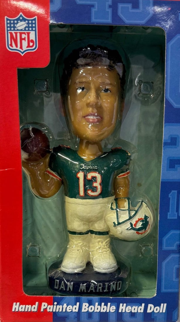 (JSA) Dan Marino Autographed QB Club Hand Painted Bobble Head Doll: (JSA) Dan Marino Autographed QB Club Hand Painted Bobble Head Doll Get ready to quarterback your collection with the ultimate Dan Marino autographed bobble head doll, authenticated by James Spence Aut