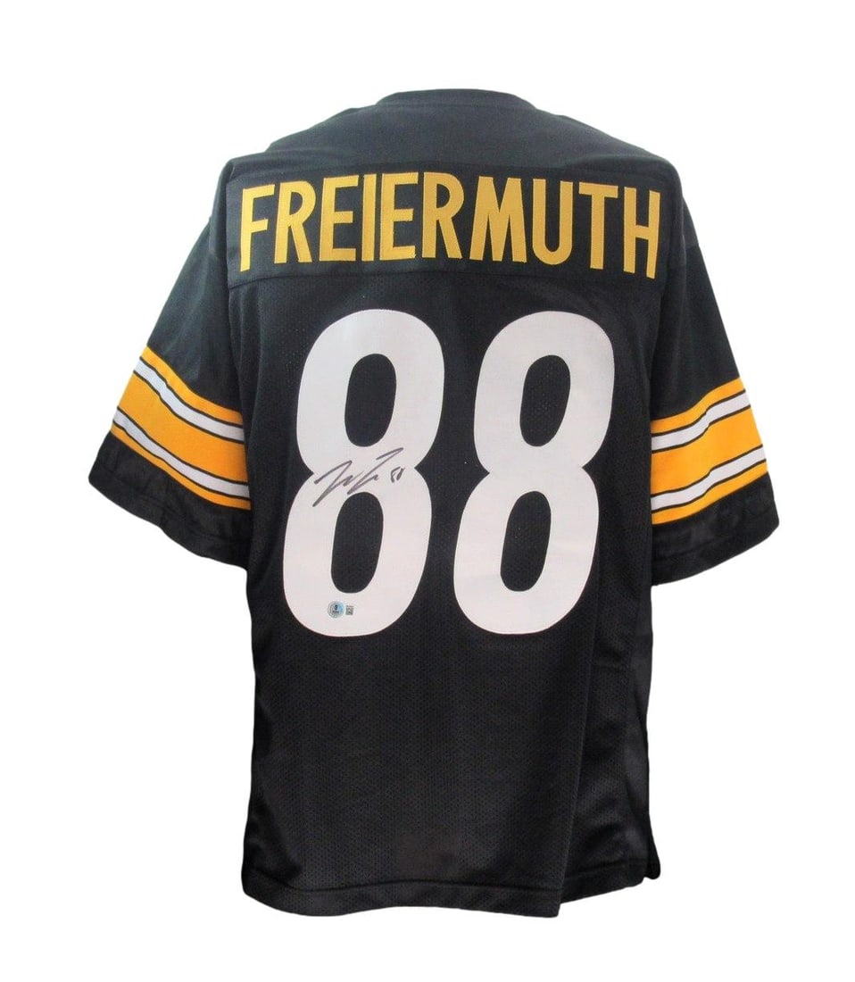 Pat Freiermuth Autographed Steelers Black Custom Jersey (Beckett #192176): Pat Freiermuth Autographed Steelers Black Custom Jersey (Beckett #192176) Get ready to show off your Steelers pride with this authentic Pat Freiermuth autographed black custom jersey, officially