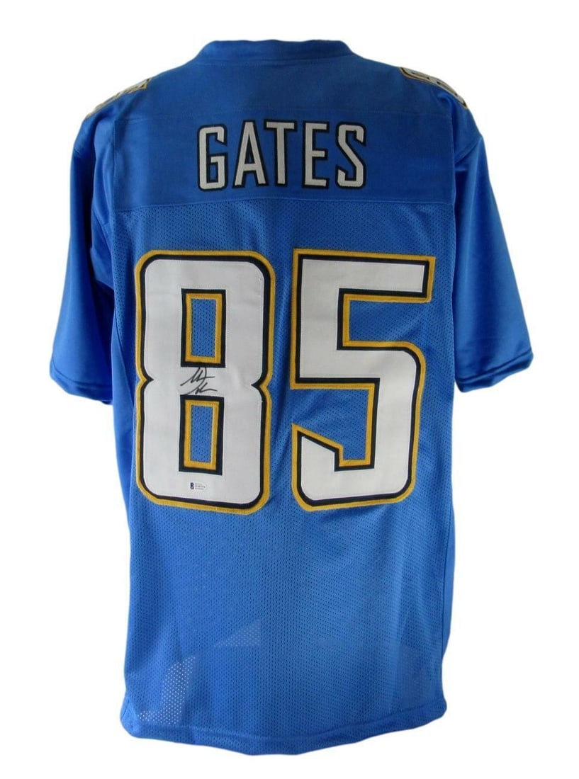 Antonio Gates Autographed Chargers Custom Jersey (Beckett #158684): Antonio Gates Autographed Chargers Custom Jersey (Beckett #158684) Meet the ultimate San Diego Chargers fan gear - an autographed Antonio Gates jersey, authenticated by Beckett and officially licensed