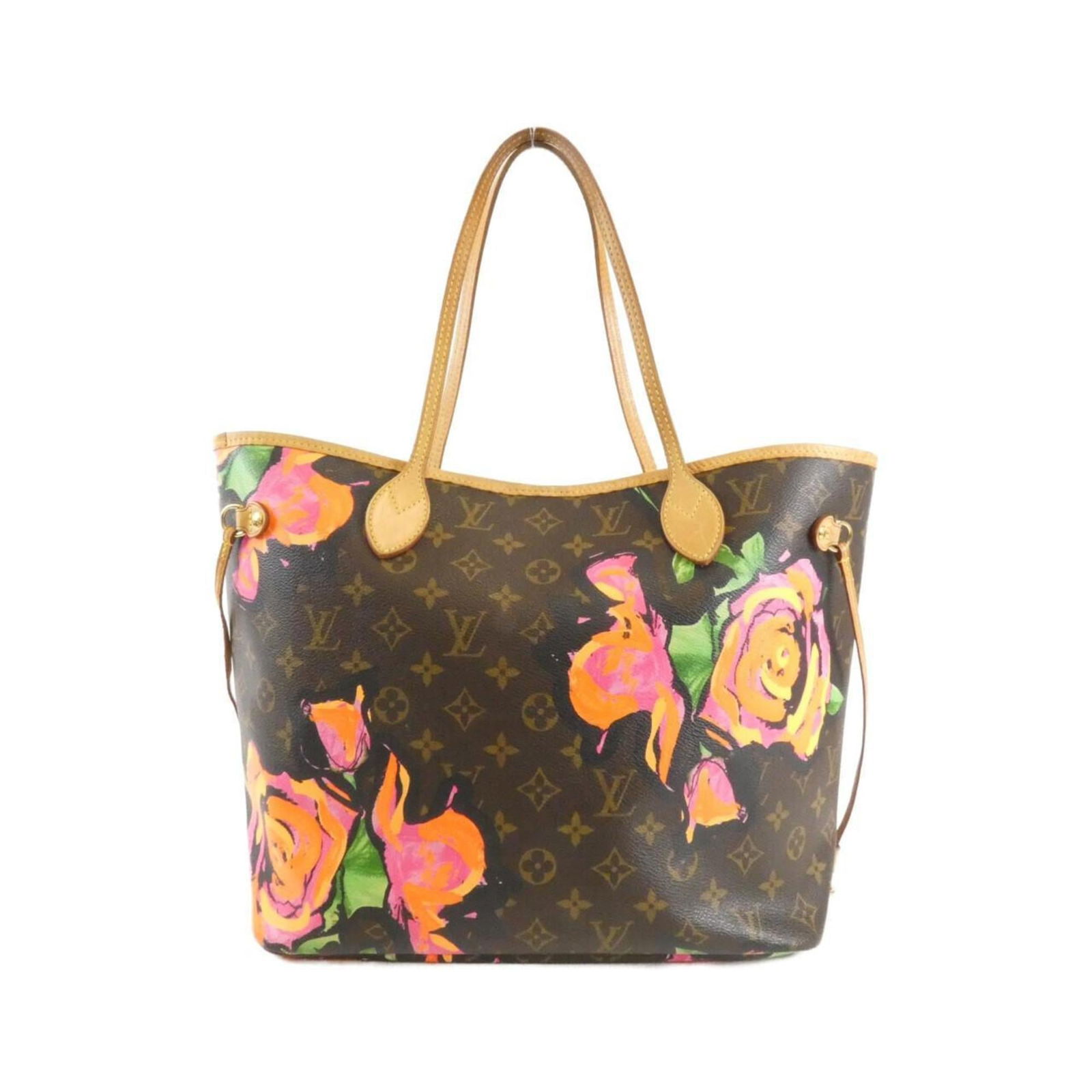 Louis Vuitton Coated Canvas Handbag: Louis Vuitton Coated Canvas Handbag A timeless and sophisticated choice for any woman, this Louis Vuitton Coated Canvas Handbag boasts the iconic monogram pattern and gold hardware that define the