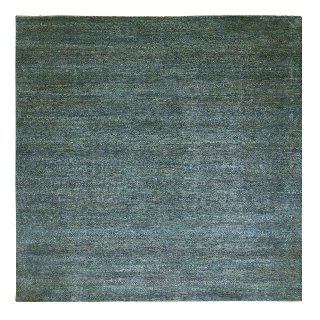 Rug 12'x12' Jungle Green Kohinoor Herrita Hand Knotted Pure Wool Square: Rug 12'x12' Jungle Green Kohinoor Herrita Hand Knotted Pure Wool Square Experience the rich heritage of Indian craftsmanship with this stunning 12'x12' Jungle Green Kohinoor Herrita Hand Knotted Pure