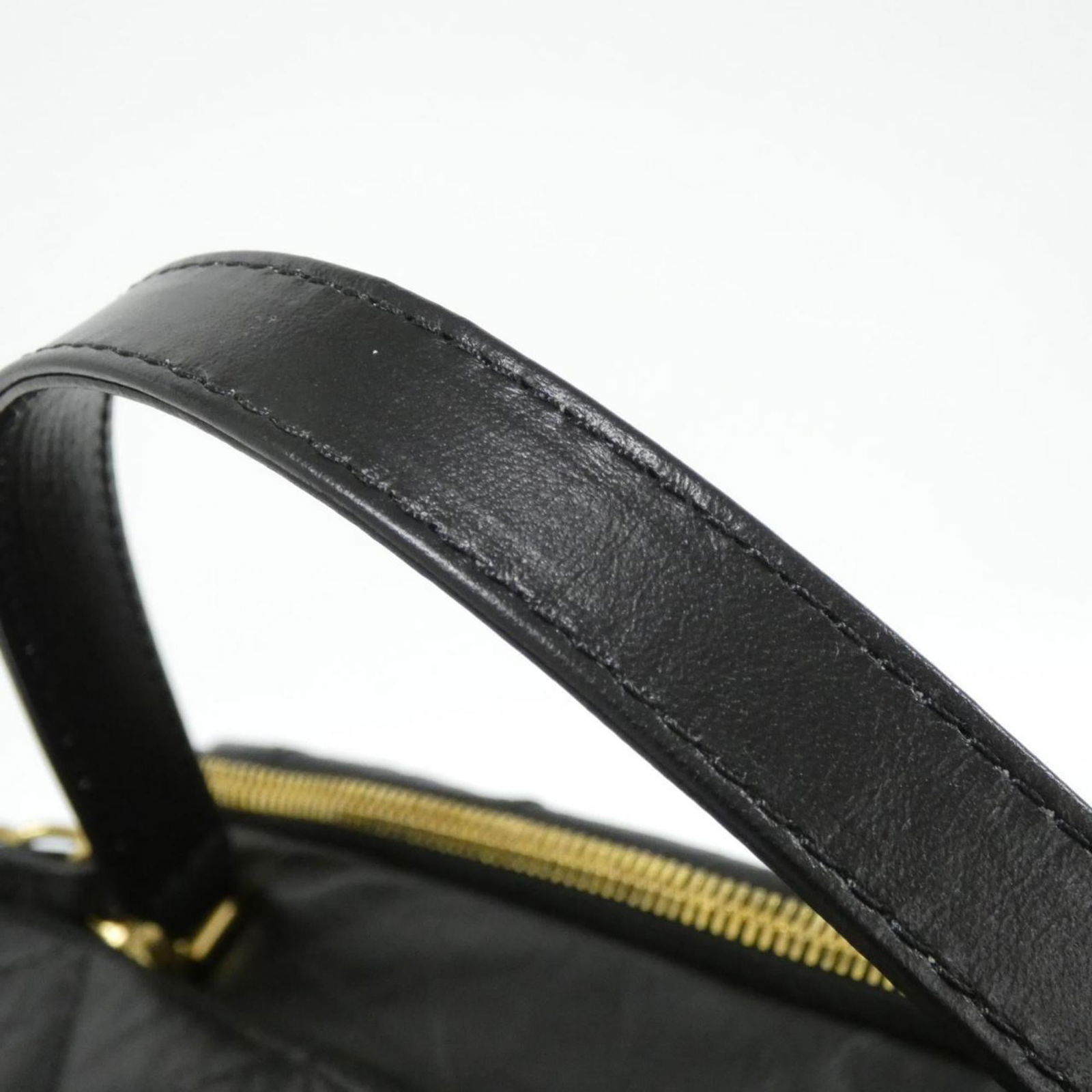 Leather Chanel Handbag - 7