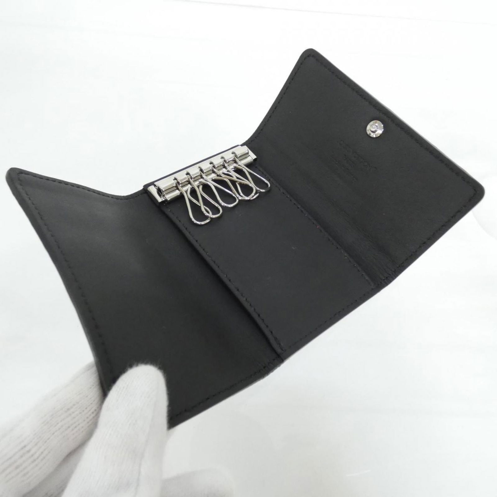 Louis Vuitton Leather Keycase - 3
