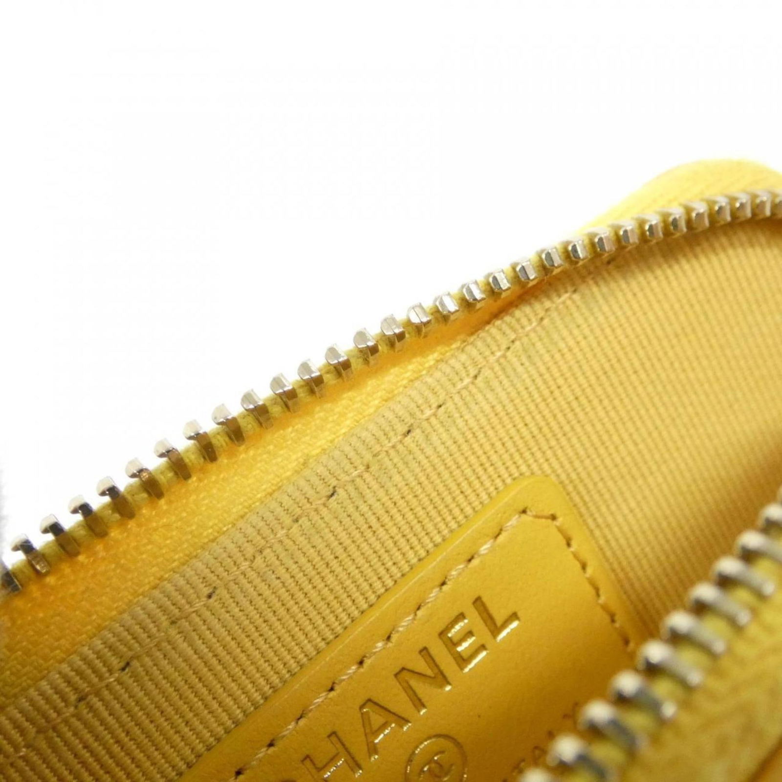 Chanel Coin Purse in Grained Calfskin - 9