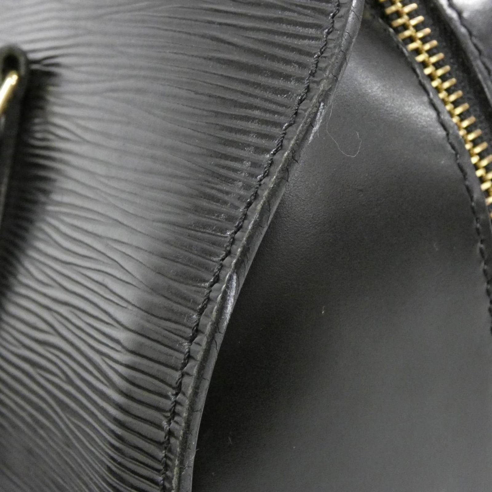 Louis Vuitton Leather Handbag - 7