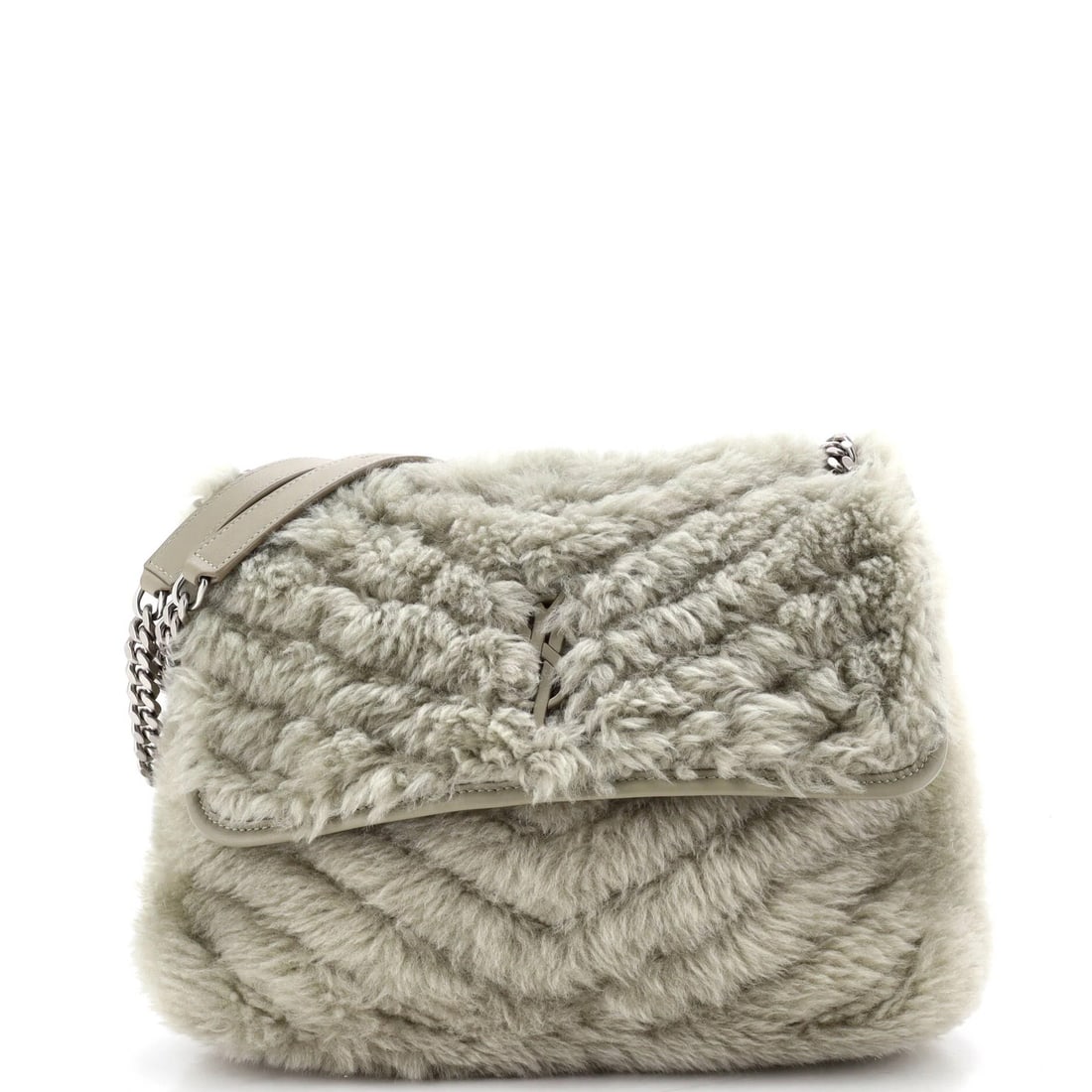 Saint Laurent Niki Chain Flap Bag - Matelasse Chevron Shearling Medium: Saint Laurent Niki Chain Flap Bag - Matelasse Chevron Shearling Medium The Saint Laurent Niki Chain Flap Bag is a stunning piece of luxury fashion, boasting a rich green matelasse shearling exterior