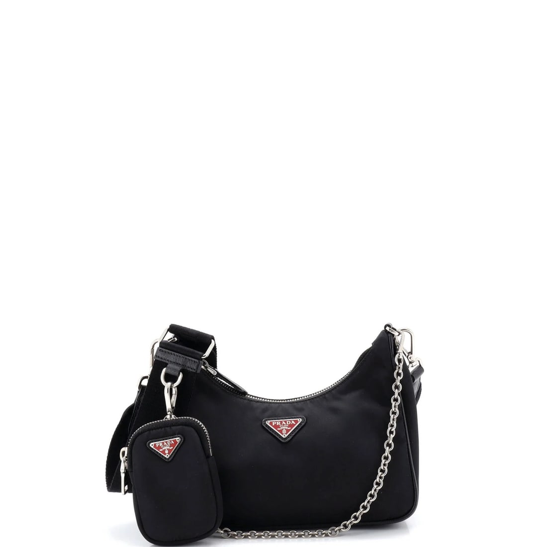 Small Prada Re-Edition 2005 Shoulder Bag Tessuto: Small Prada Re-Edition 2005 Shoulder Bag Tessuto For sale is a rare and stylish Small Prada Re-Edition 2005 Shoulder Bag Tessuto, crafted from high-quality nylon in sleek black exterior. This iconic