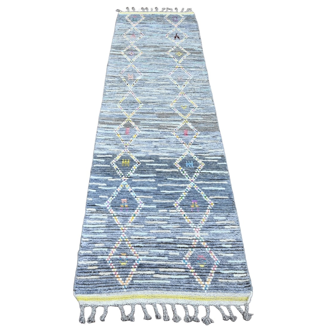 Moroccan Geometric Gray Wool Hand-Knotted Runner Rug (2'5"x8'4"): Moroccan Geometric Gray Wool Hand-Knotted Runner Rug (2'5"x8'4") Add warmth and sophistication to any room with this stunning Moroccan geometric gray wool hand-knotted runner rug, expertly woven in