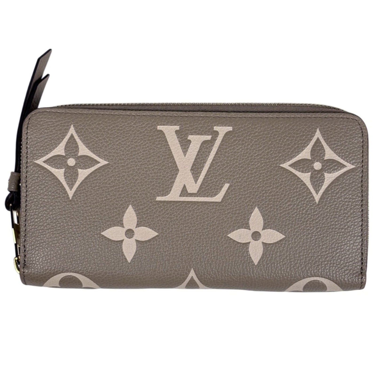 Louis Vuitton Monogram Bi-Fold Wallet: Louis Vuitton Monogram Bi-Fold Wallet A timeless piece of luxury, the Louis Vuitton Monogram Bi-Fold Wallet is a stylish and functional accessory for any woman. With its iconic monogram pattern and cl