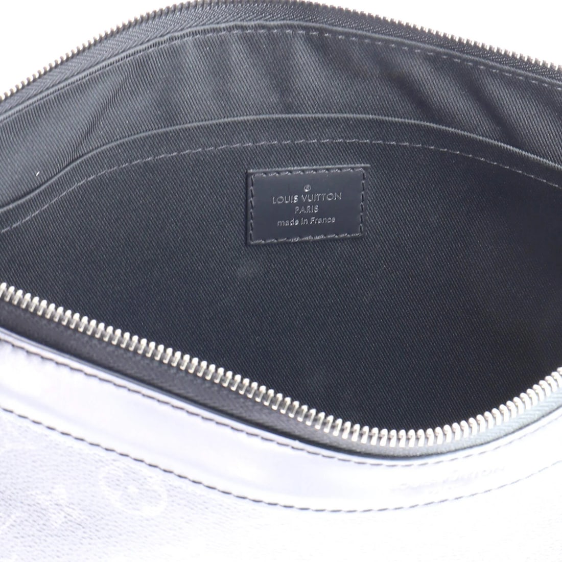 GM Louis Vuitton Discovery Pochette Monogram Eclipse Canvas - 7