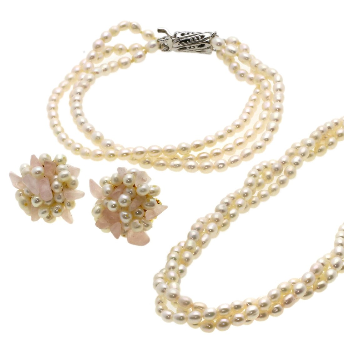 53.1g Freshwater Pearl Earring Bracelet 3-piece set Necklace Metal: 53.1g Freshwater Pearl Earring Bracelet 3-piece set Necklace Metal Elevate your style with this stunning 3-piece necklace set, featuring a beautiful freshwater pearl earring bracelet and matching