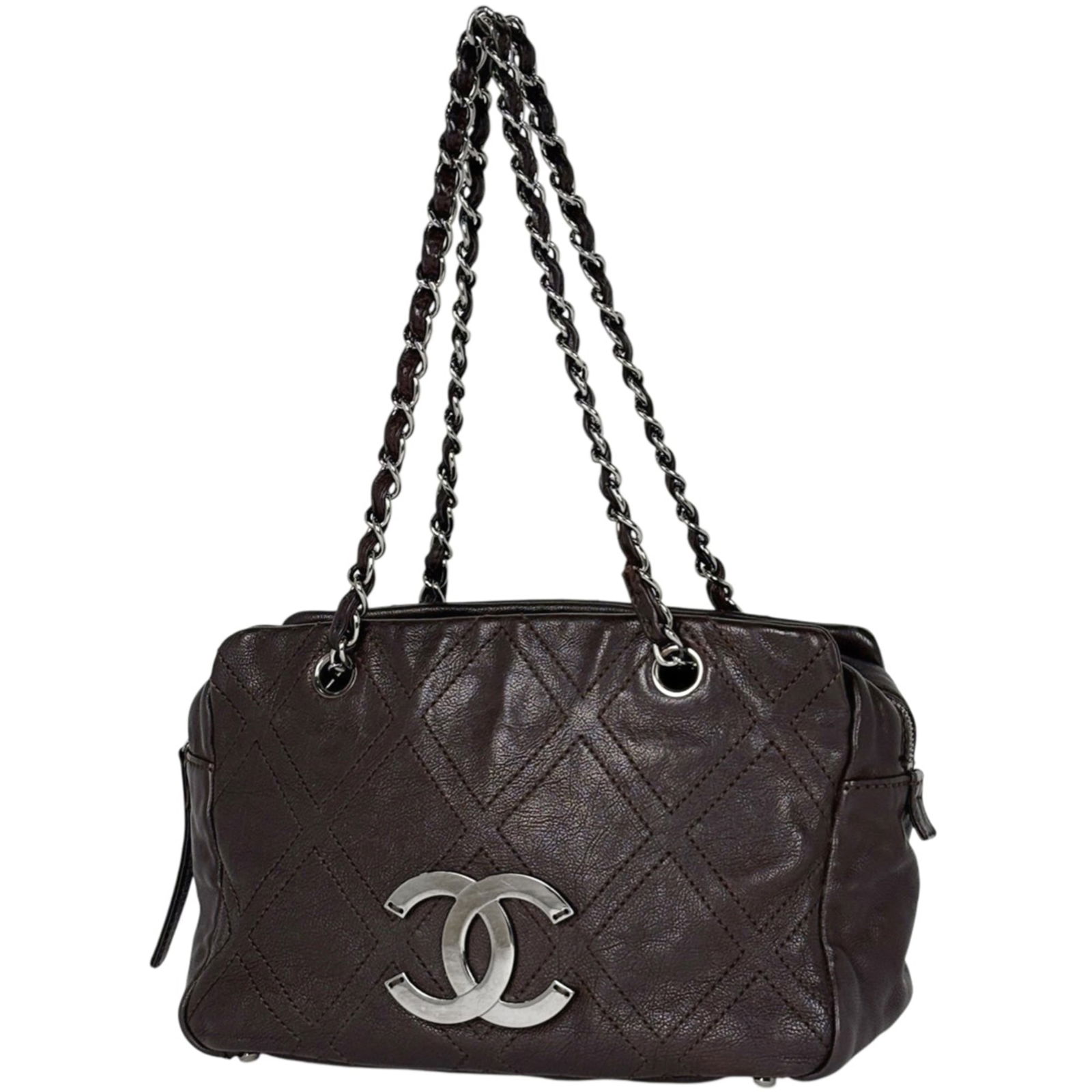 Chanel Leather Shoulder and Tote Bag: Chanel Leather Shoulder and Tote Bag A timeless and sophisticated Chanel leather shoulder bag, perfect for adding a touch of elegance to any outfit. With its classic design, rich brown leather, and