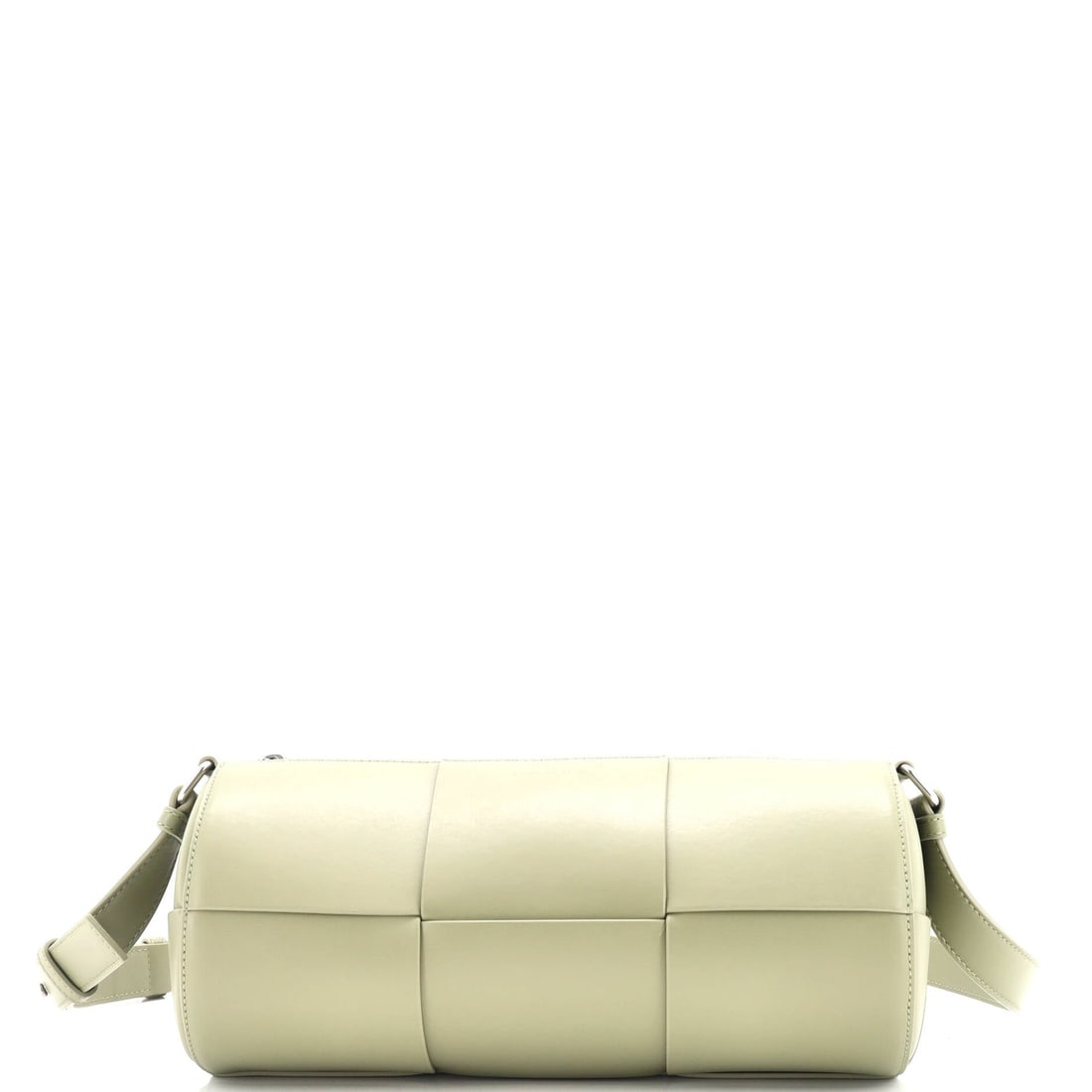 Bottega Veneta Canette Maxi Crossbody Bag in Intrecciato Leather (Medium): Bottega Veneta Canette Maxi Crossbody Bag in Intrecciato Leather (Medium) The Bottega Veneta Canette Maxi Crossbody Bag in Intrecciato Leather is a timeless piece that exudes elegance and sophisticati