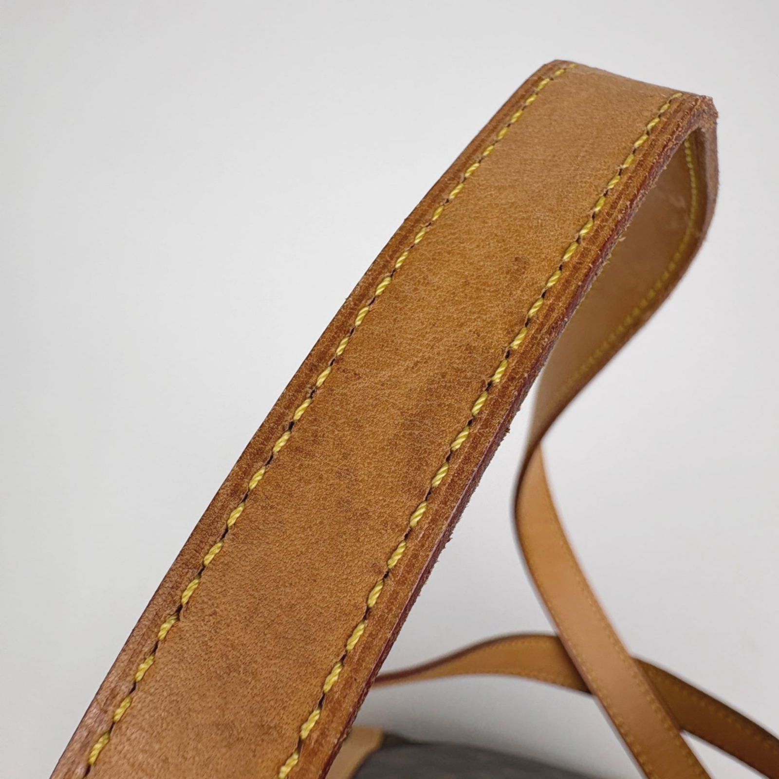 Louis Vuitton Monogram Tote Bag - 6