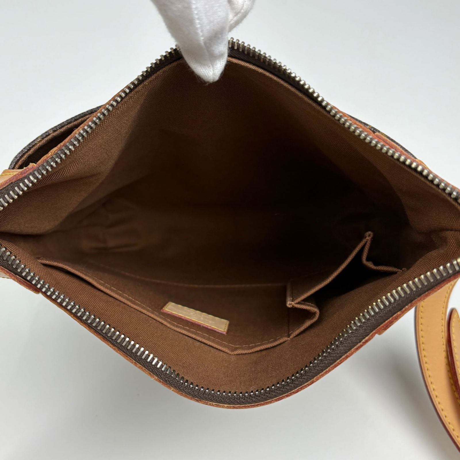 Louis Vuitton Monogram Shoulder Bag - 10