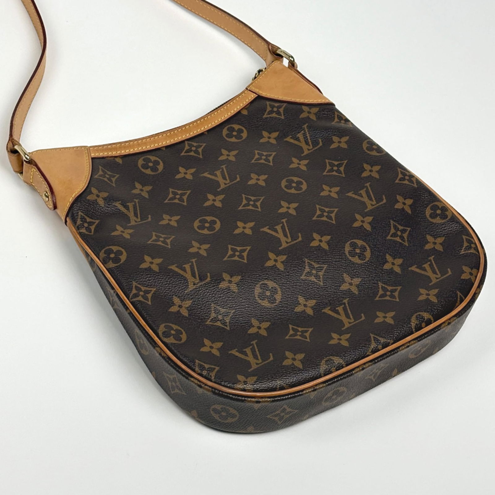 Louis Vuitton Monogram Shoulder Bag - 2
