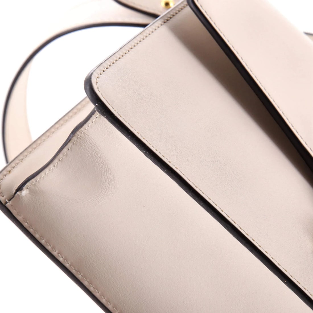 Gucci Sylvie Small Leather Shoulder Bag - 7