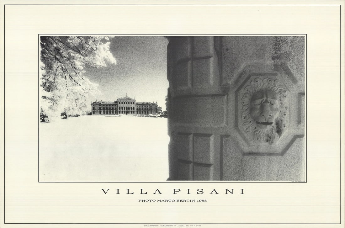 Whi MARCO BERTIN Villa Pisani 23" x 34.75" Offset Lithograph Photography Black &: Whi MARCO BERTIN Villa Pisani 23" x 34.75" Offset Lithograph Photography Black & A stunning offset lithograph by Italian artist Marco Bertin, Villa Pisani is a beautiful and rare piece of photography