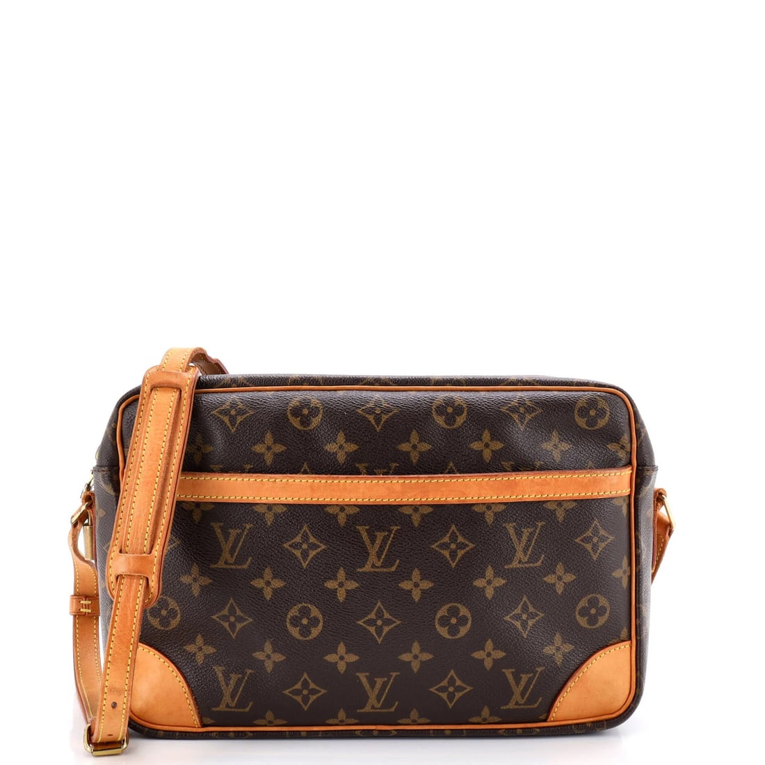 Louis Vuitton Trocadero Monogram Canvas 30 Handbag: Louis Vuitton Trocadero Monogram Canvas 30 Handbag A timeless piece from Louis Vuitton, the Trocadero Monogram Canvas 30 Handbag boasts classic style and versatility with its iconic monogram canvas