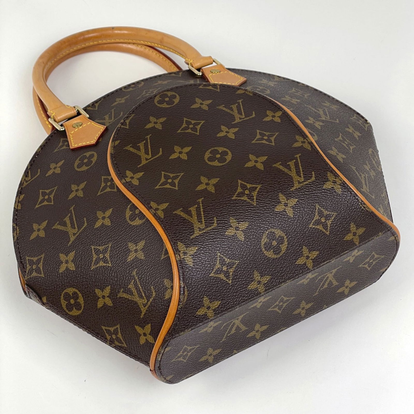 Louis Vuitton Monogram Handbag - 2