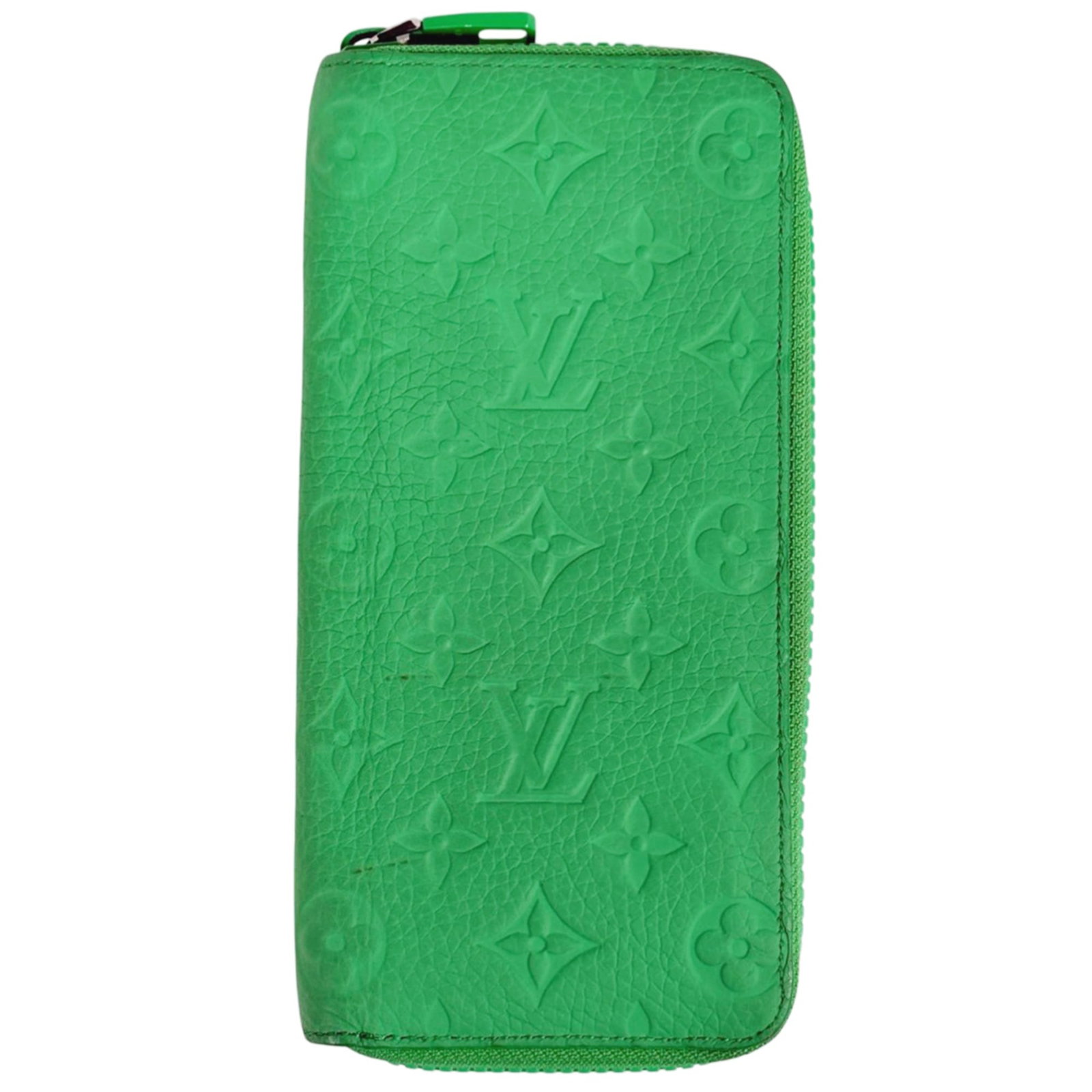 Women's Louis Vuitton Zippy Wallet Vertical Monogram Round Zipper Long in Taurillon Green M81549: Women's Louis Vuitton Zippy Wallet Vertical Monogram Round Zipper Long in Taurillon Green M81549 A stylish and functional accessory for the modern woman, this Louis Vuitton Zippy Wallet boasts the