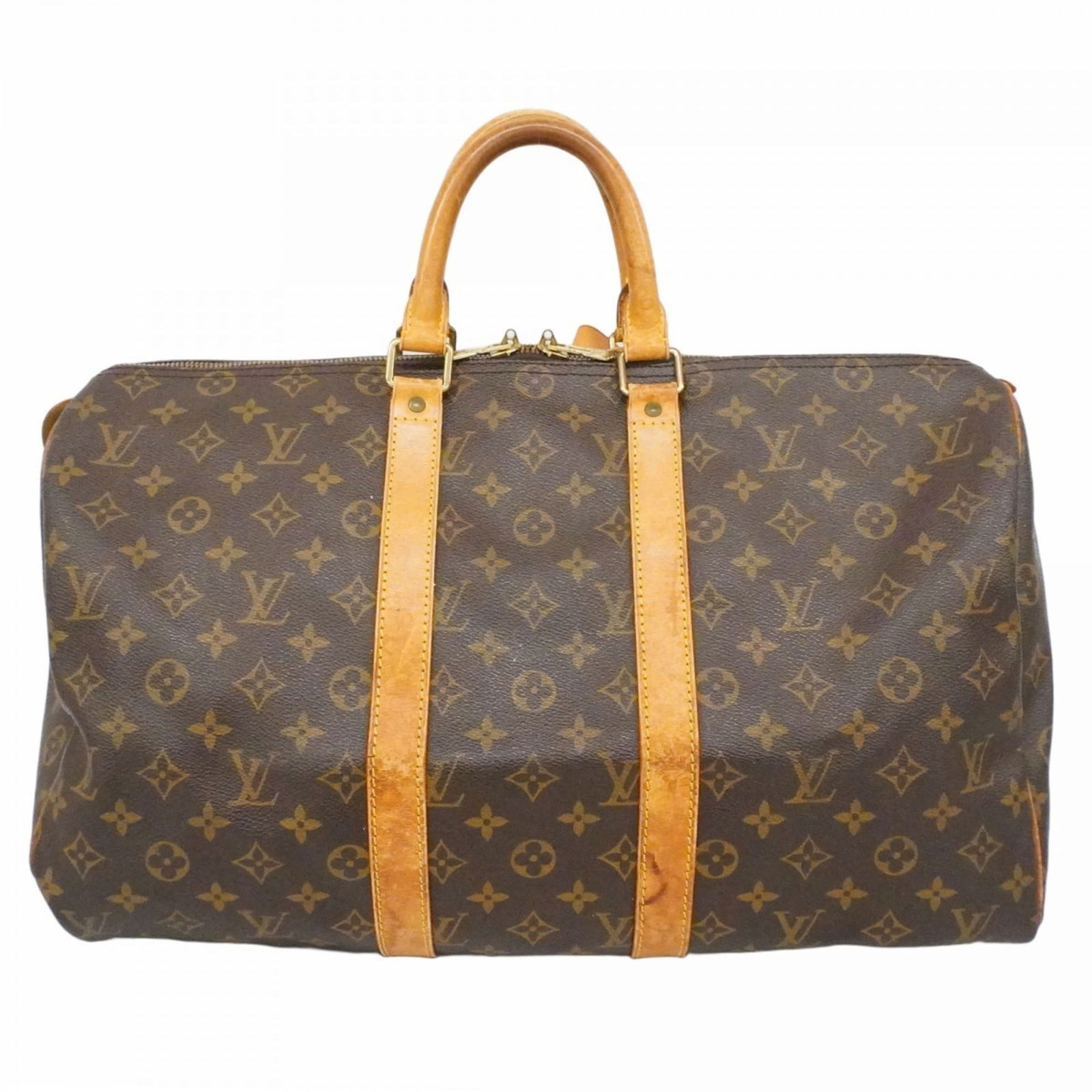 Bag Louis Vuitton Boston: Bag Louis Vuitton Boston A classic Louis Vuitton Boston bag in rich brown leather, perfect for adding a touch of timeless elegance to any outfit. With its iconic monogram pattern and sturdy design,