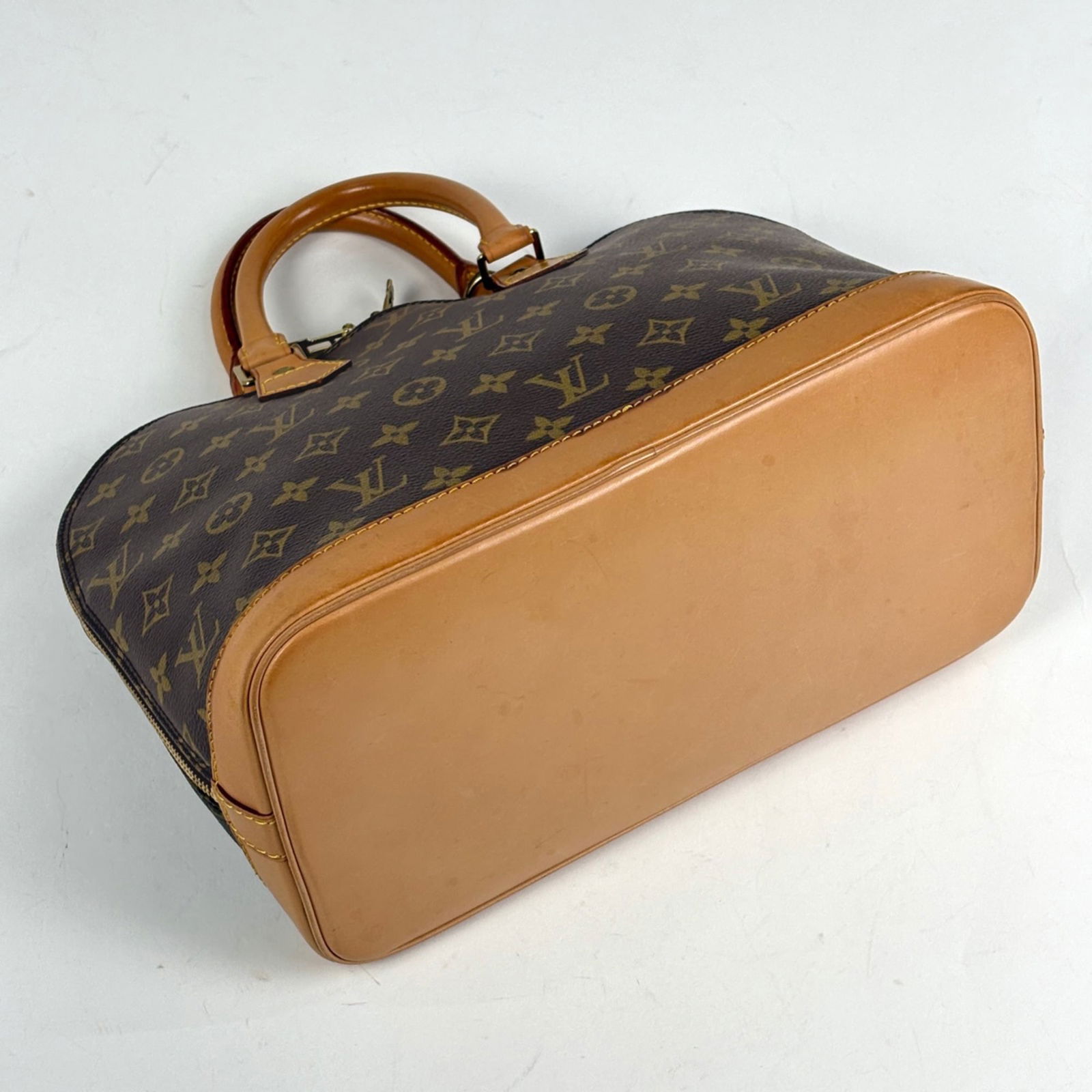 Louis Vuitton Monogram Handbag - 2