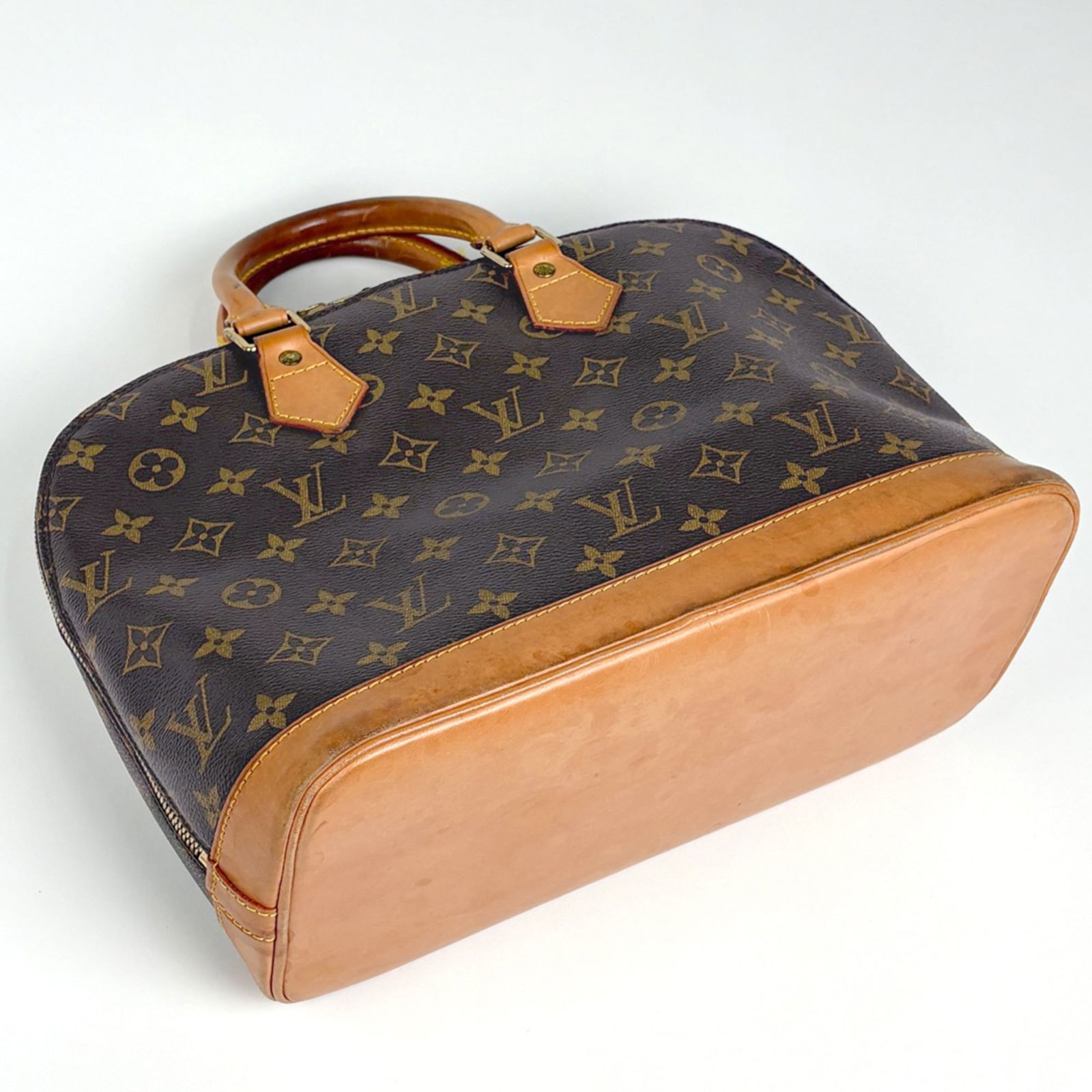 Louis Vuitton Monogram Handbag - 2