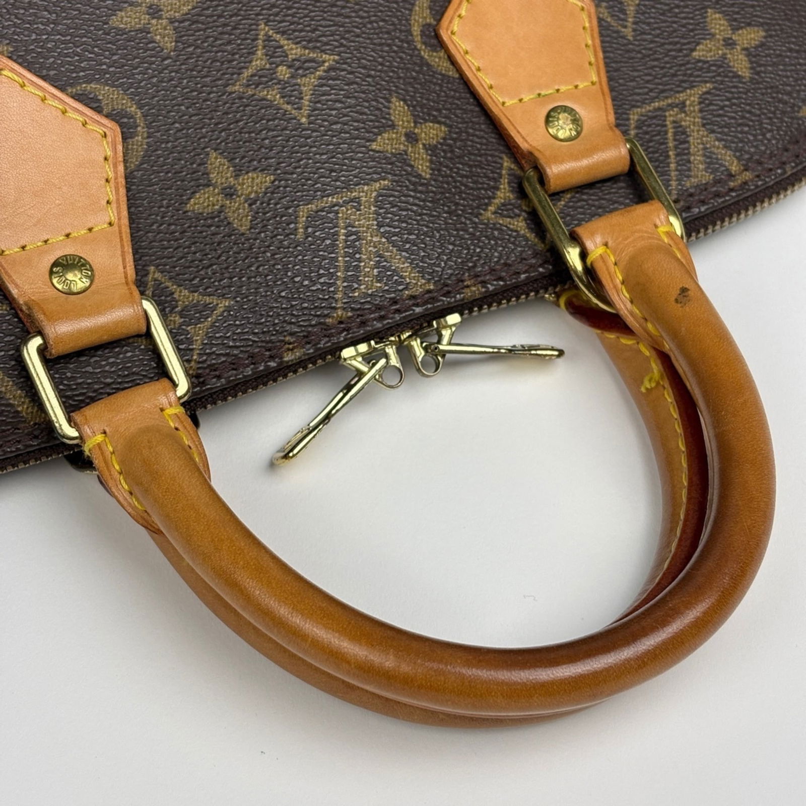 Louis Vuitton Monogram Handbag - 8
