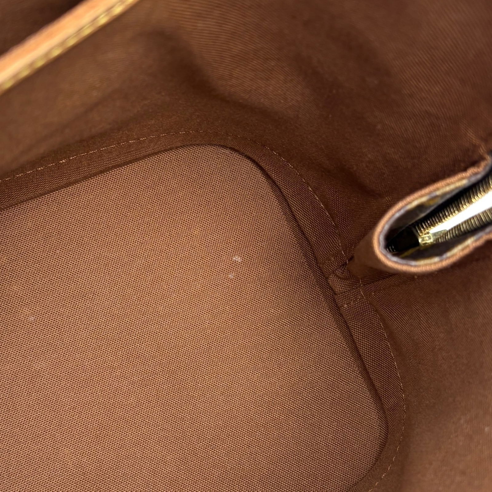 Louis Vuitton Monogram Handbag - 9