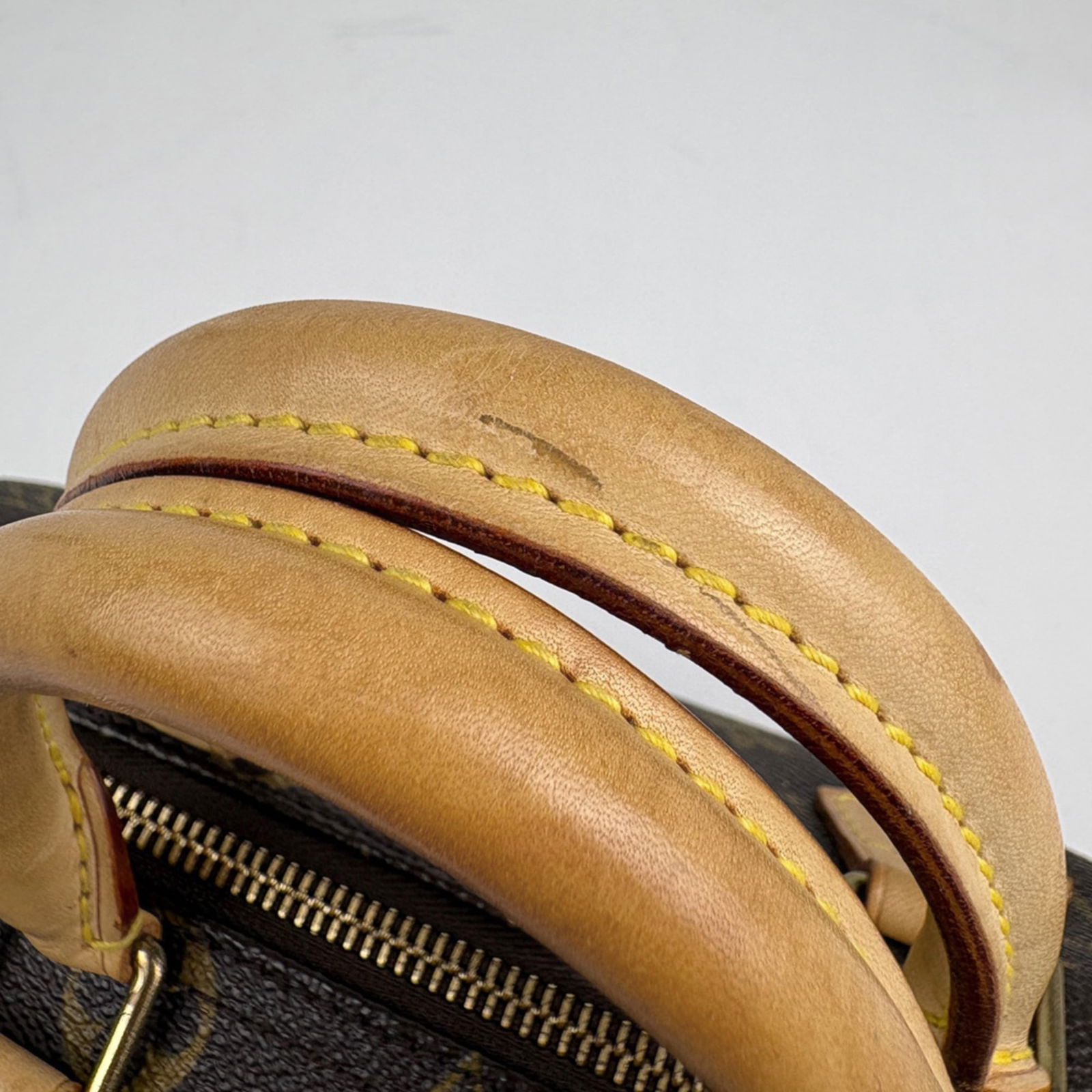 Louis Vuitton Monogram Handbag - 4