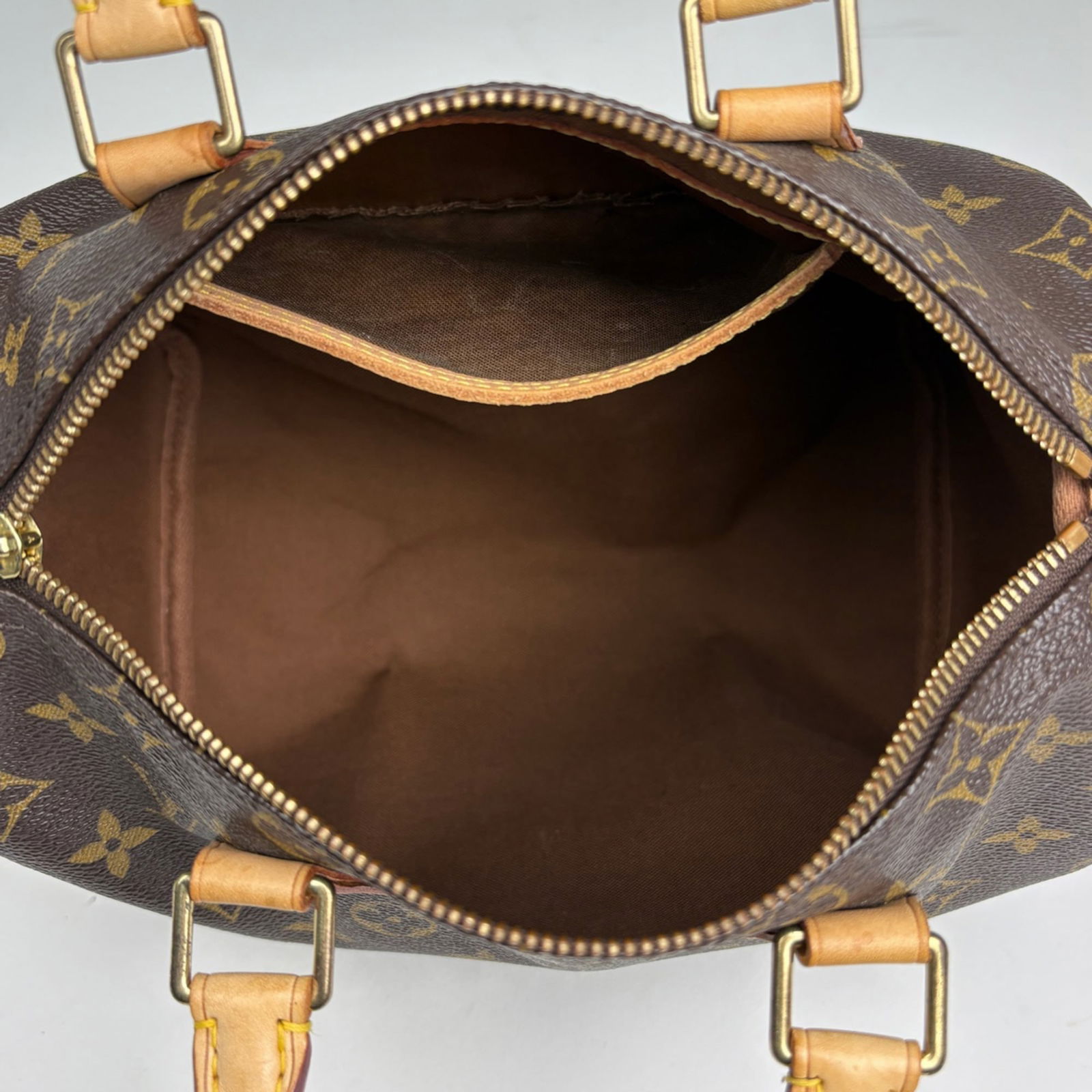 Louis Vuitton Monogram Handbag - 9
