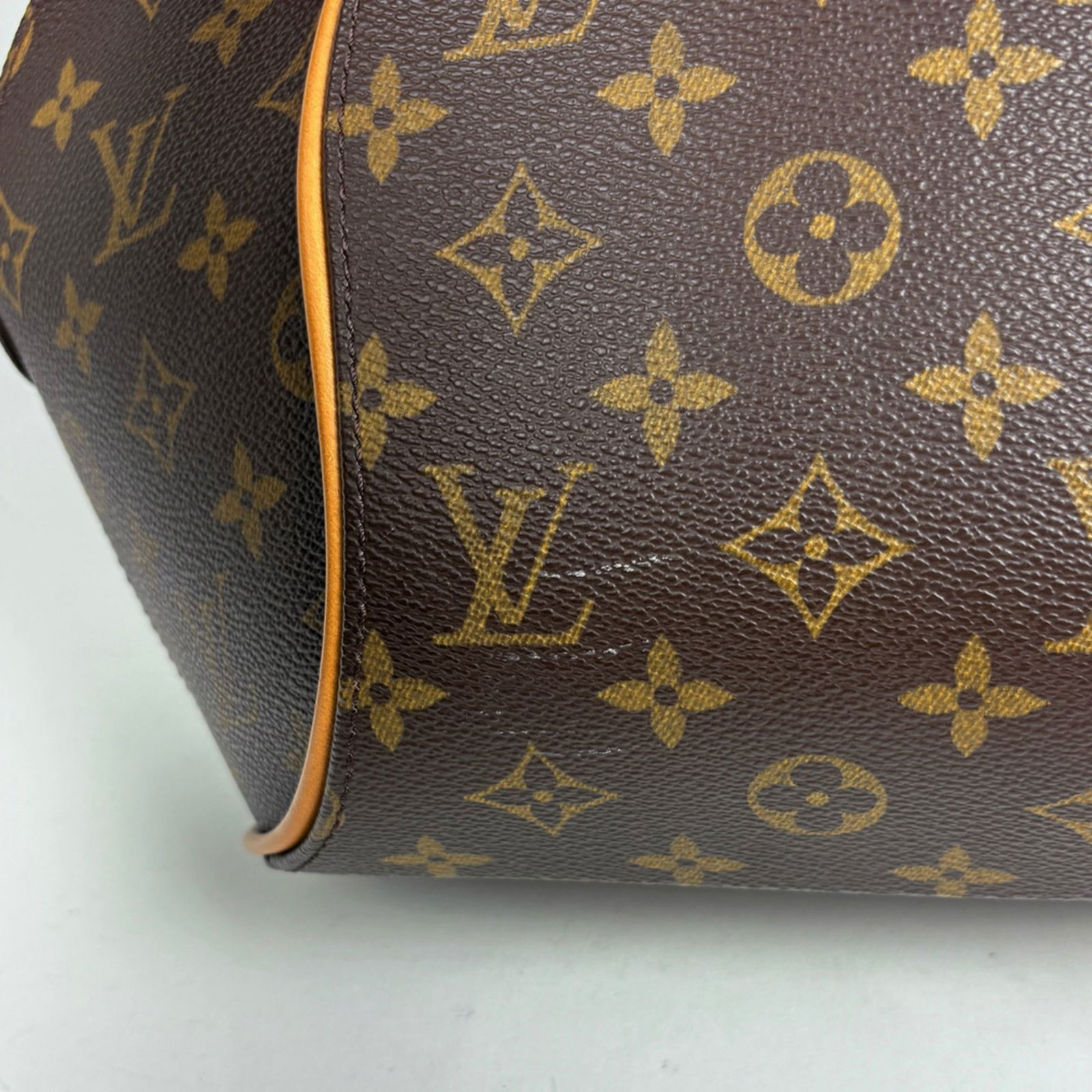 Louis Vuitton Monogram Handbag - 4