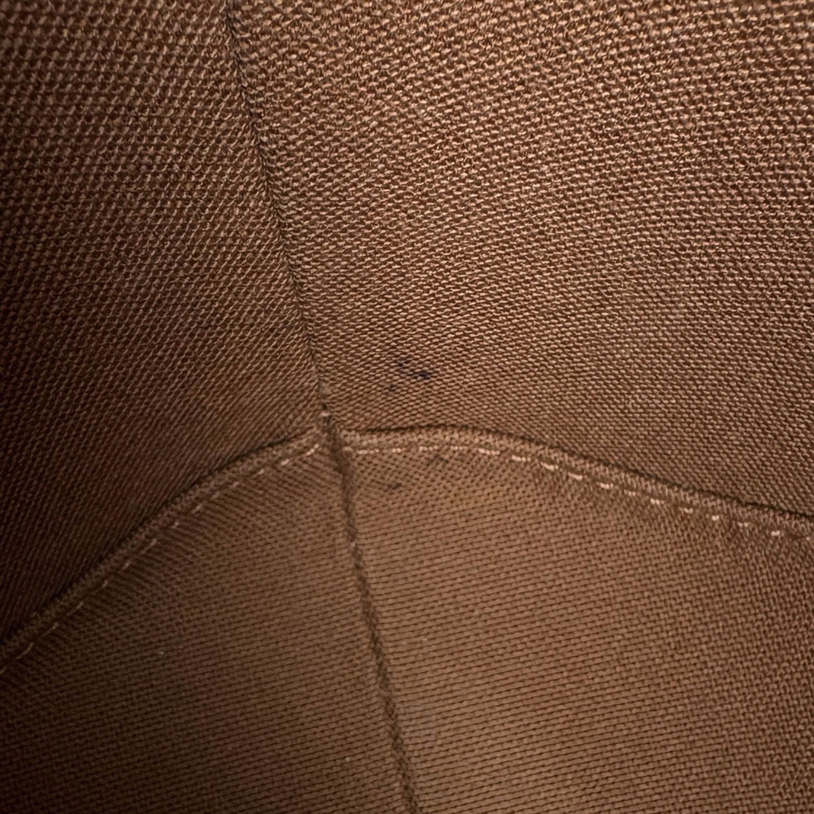 Louis Vuitton Monogram Handbag - 6