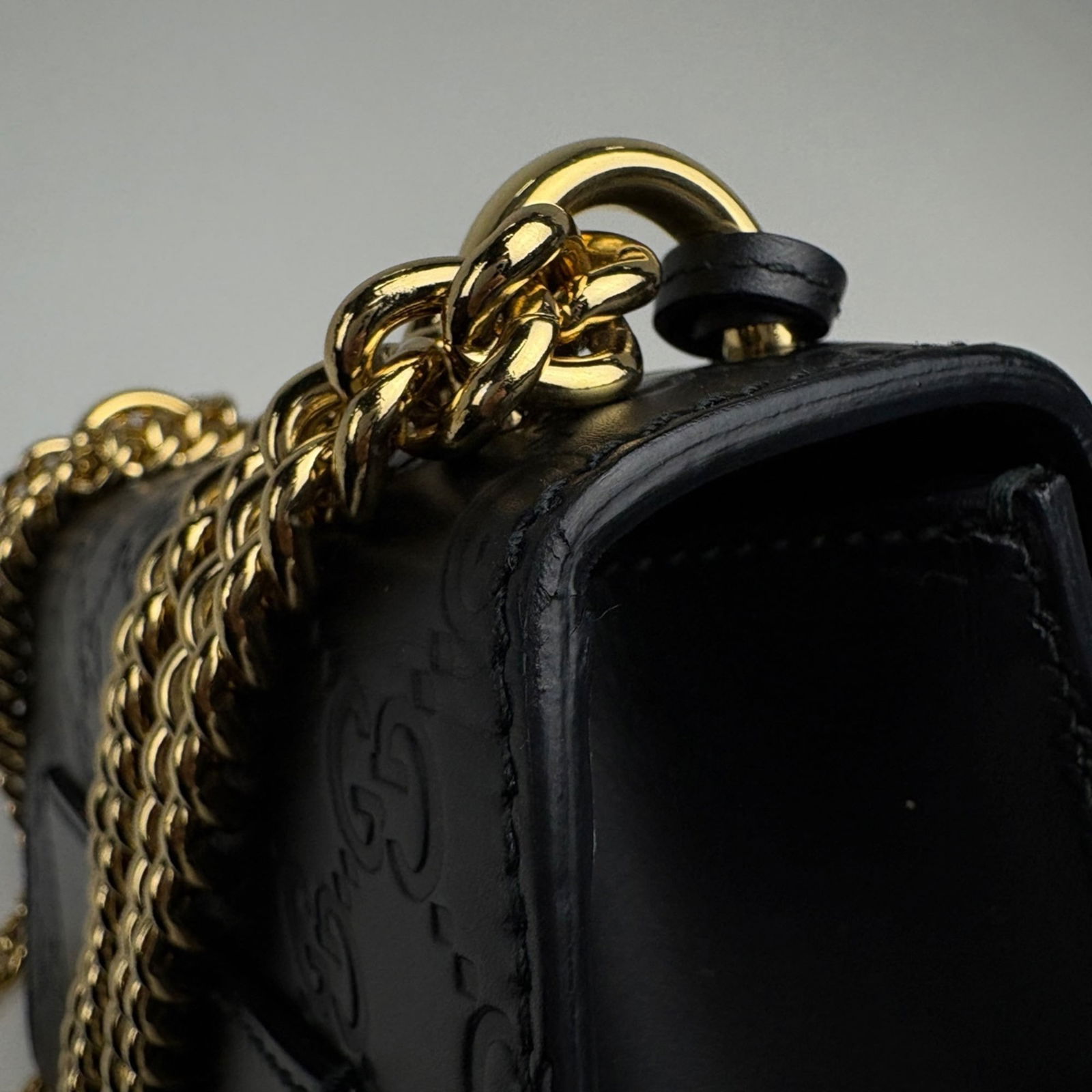 Gucci Leather Shoulder Bag - 5