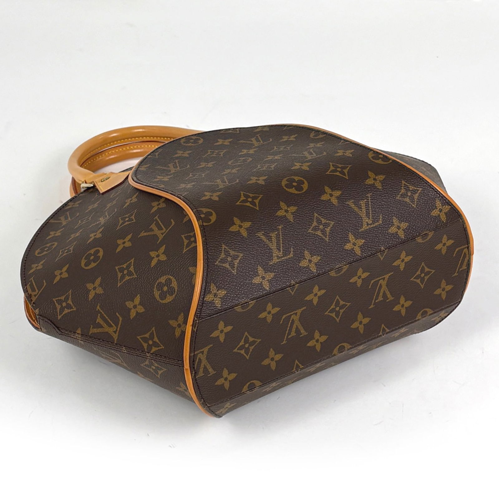 Louis Vuitton Monogram Handbag - 3