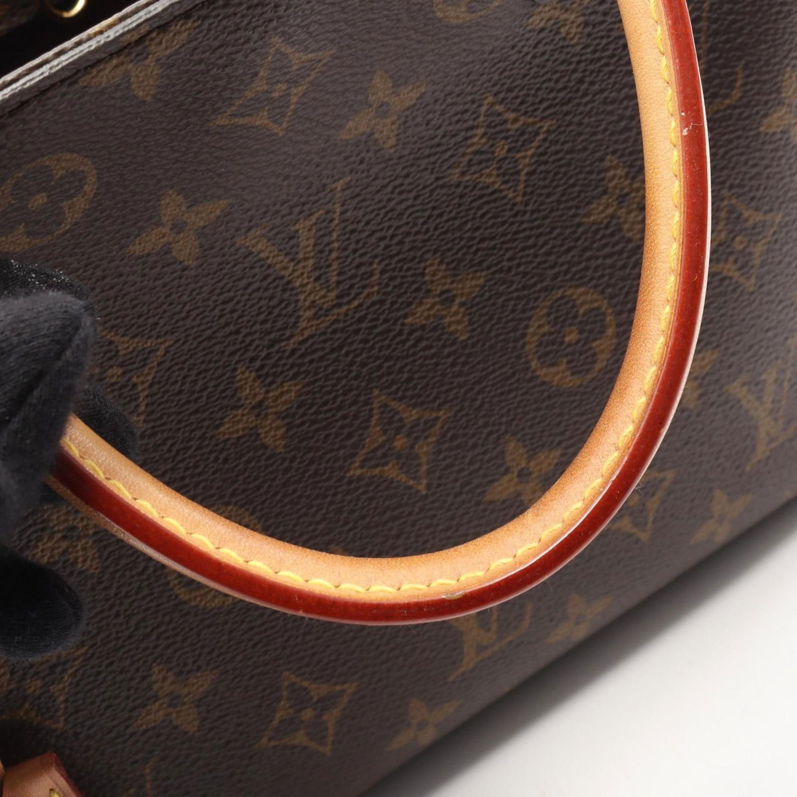 Louis Vuitton Monogram Handbag - 8