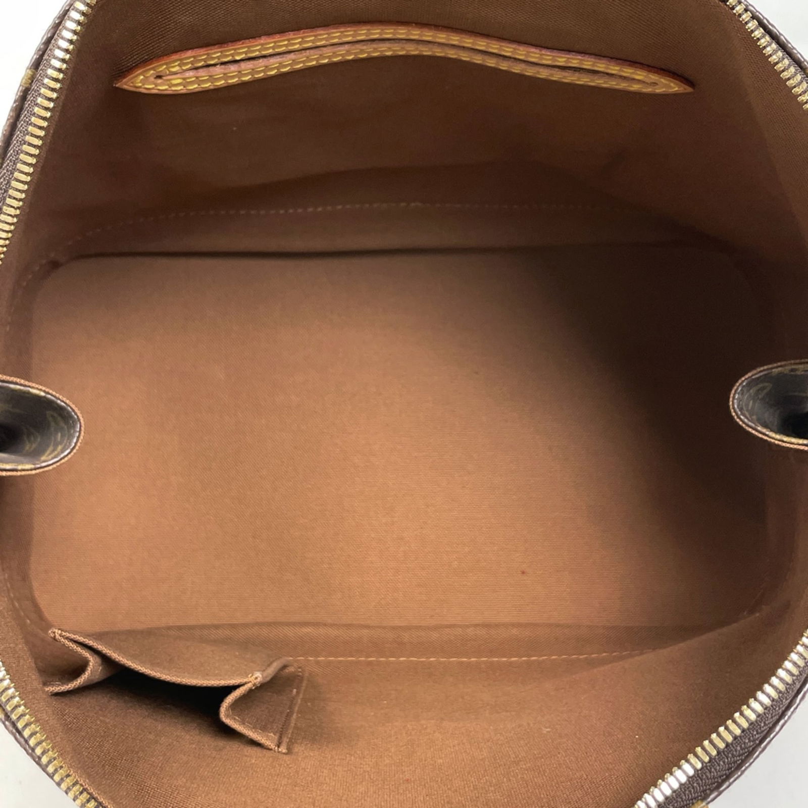 Louis Vuitton Monogram Handbag - 7