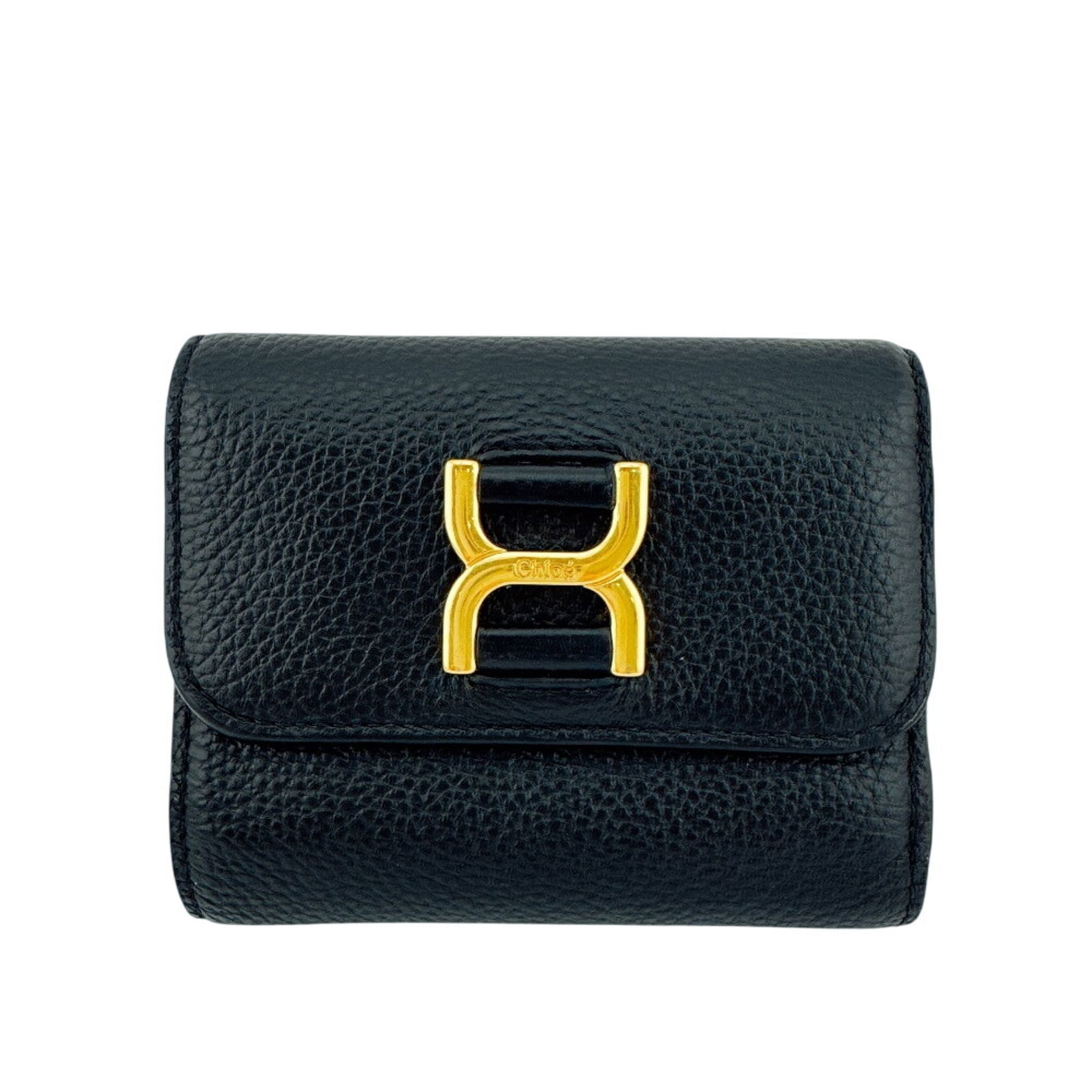 Leather Chlo Wallet (Tri-Fold): Leather Chlo Wallet (Tri-Fold) A sleek and sophisticated tri-fold leather wallet from the renowned French fashion house, Chlo. With its classic design and high-quality black leather construction,