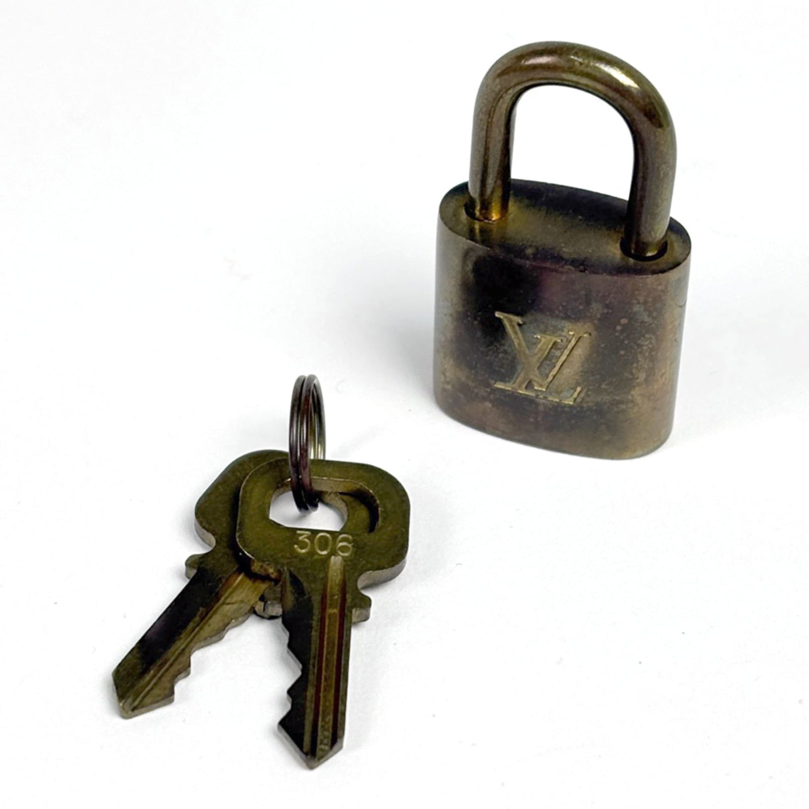 Louis Vuitton Monogram Handbag - 8