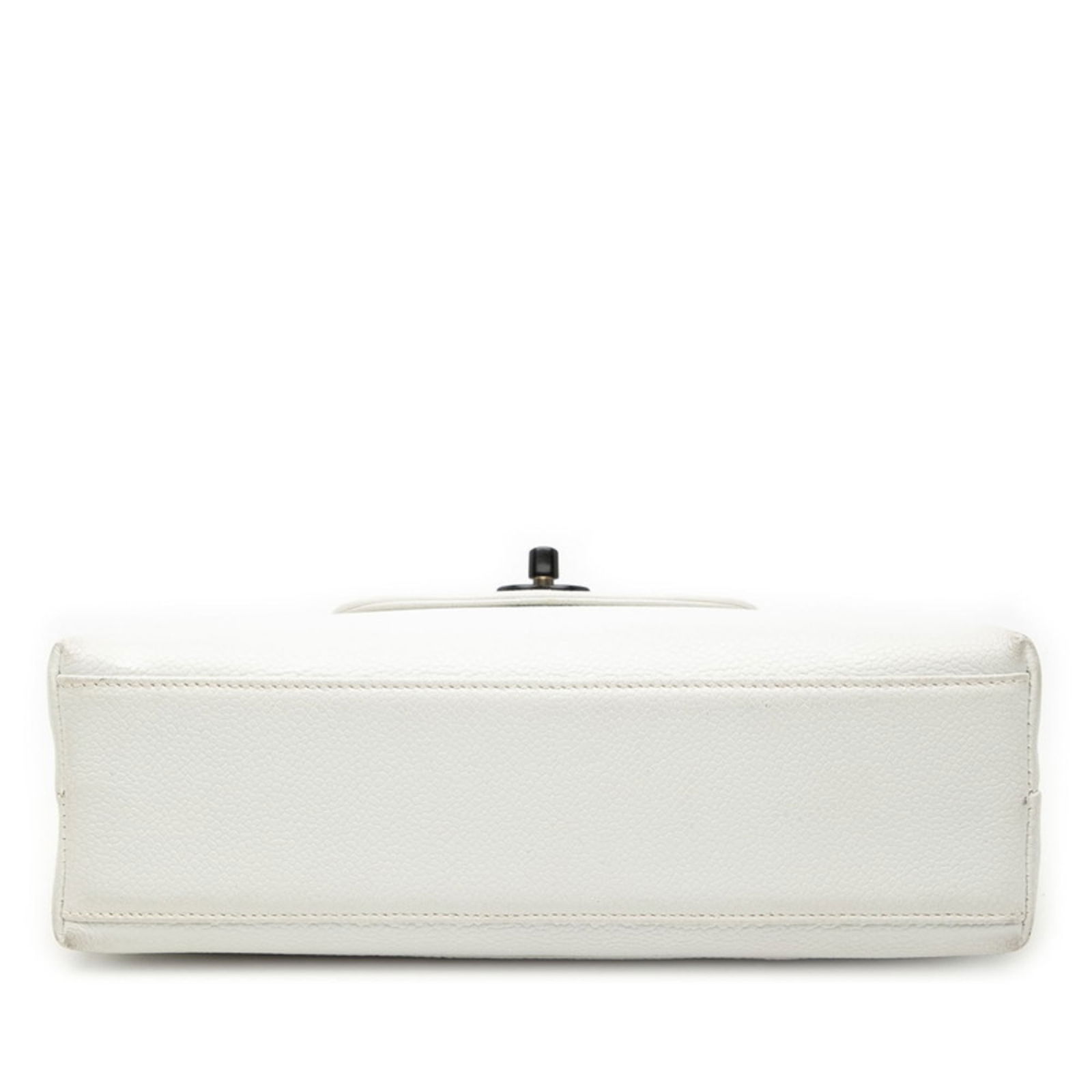 Leather Chanel Handbag - 3