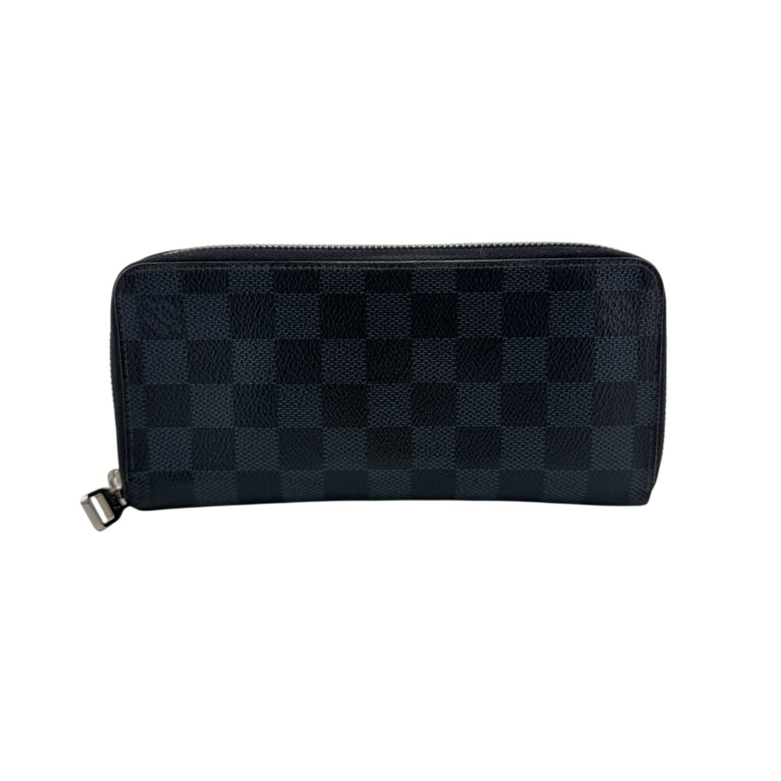 Louis Vuitton Bi-Fold Leather Wallet: Louis Vuitton Bi-Fold Leather Wallet A classic Louis Vuitton bi-fold wallet, this black leather accessory boasts the iconic monogram pattern and durable construction that has made LV a status symbol