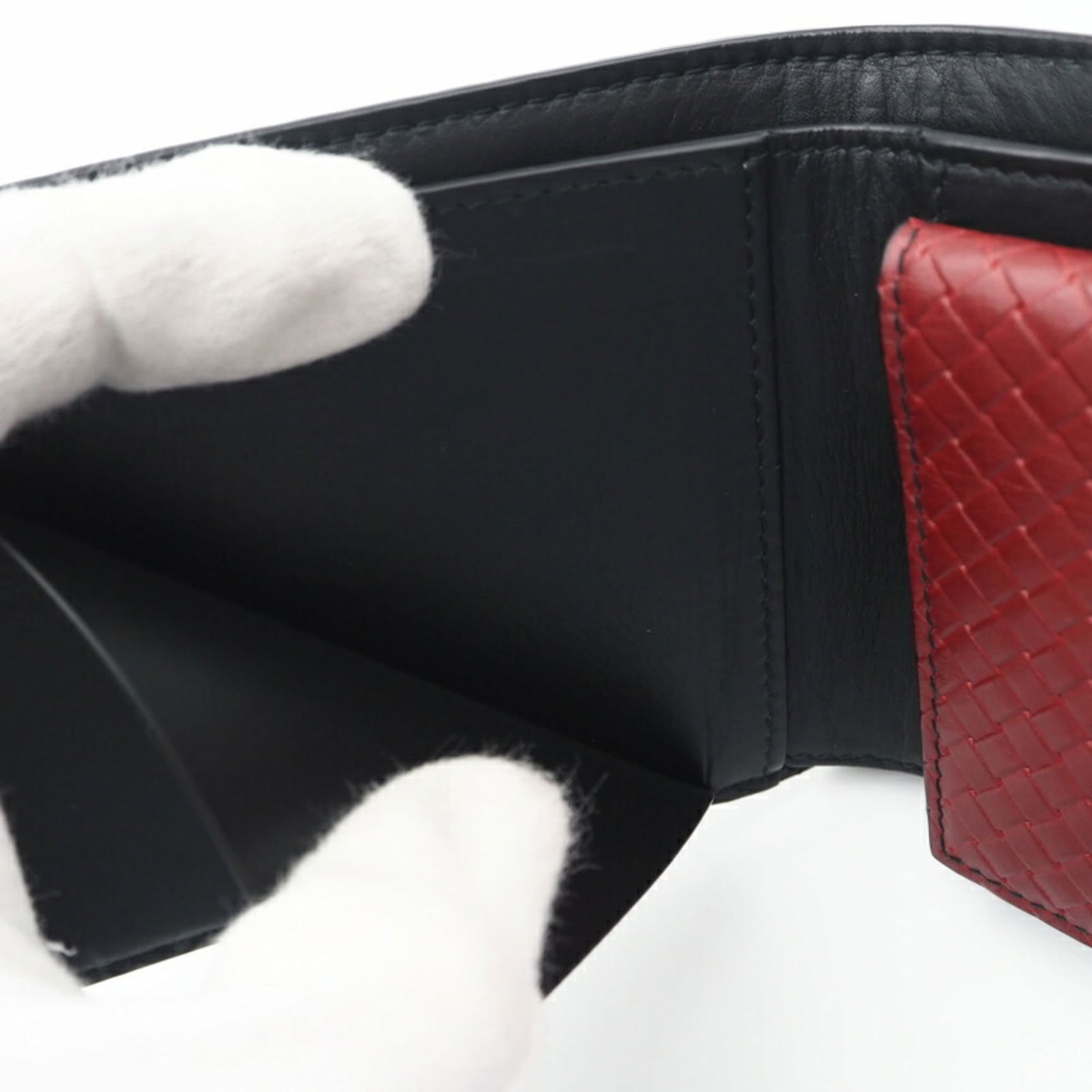 Bottega Veneta Bi-Fold Wallet with Intrecciato - 12