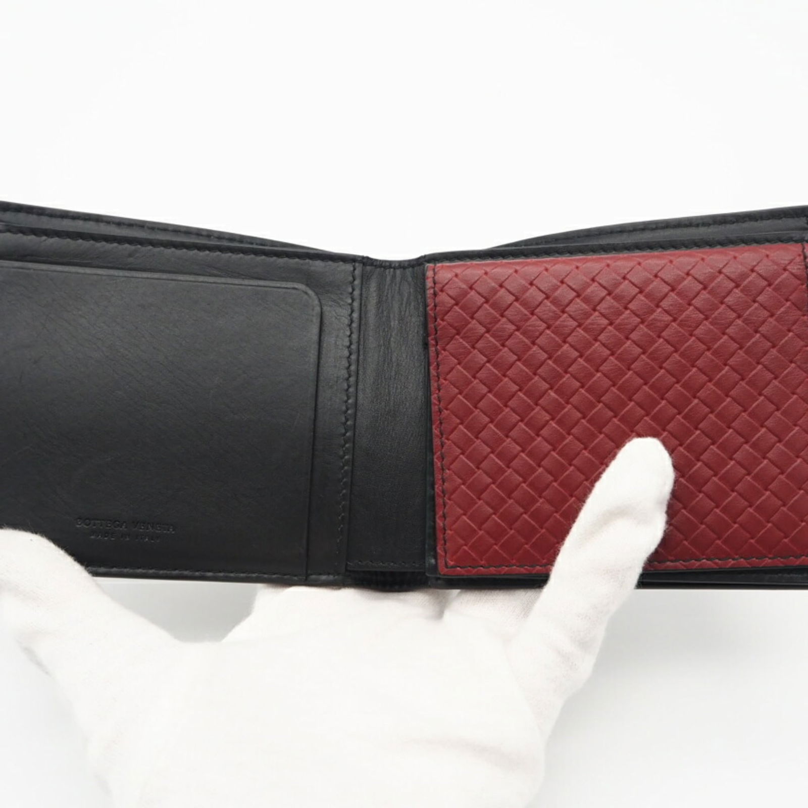 Bottega Veneta Bi-Fold Wallet with Intrecciato - 9
