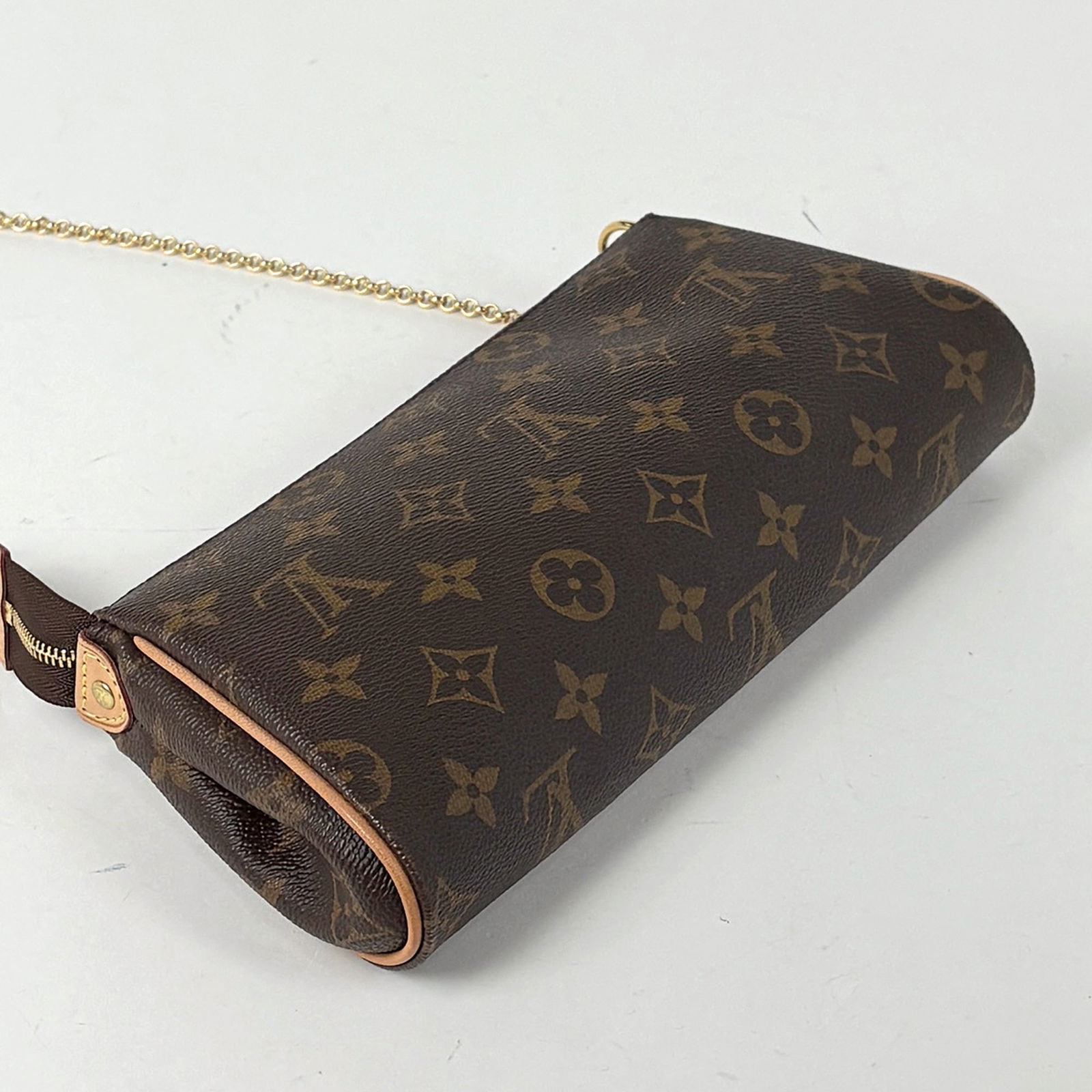 Louis Vuitton Monogram Shoulder Bag - 2
