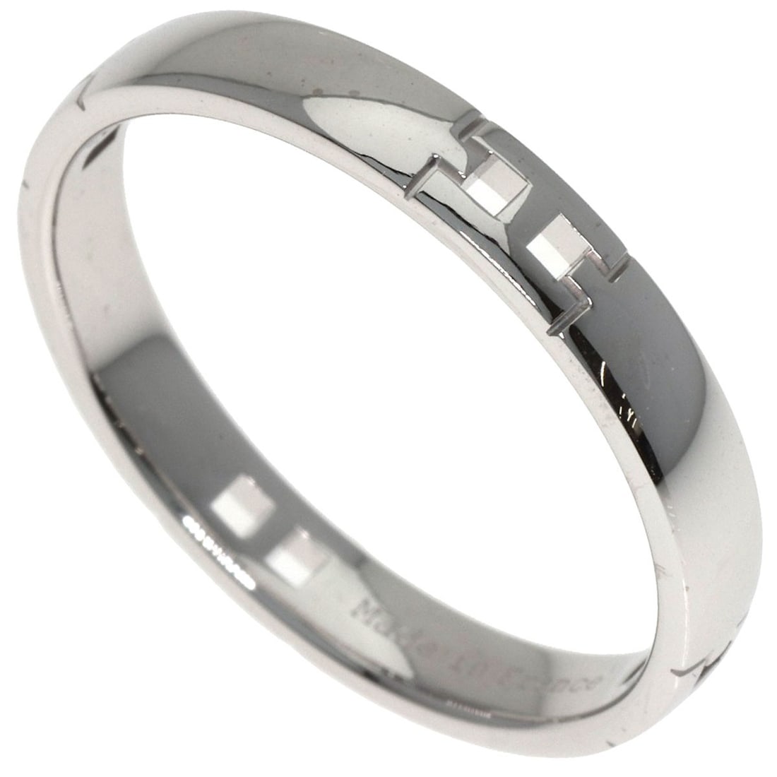 Hermes Hercules #62 White Gold K18 Ring: Hermes Hercules #62 White Gold K18 Ring A stunning K18 white gold ring from the iconic Hermes Hercules collection, this piece boasts sleek lines and sophisticated elegance. With its 10.25 US size and